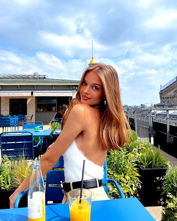 annazak12 instagram image archive image