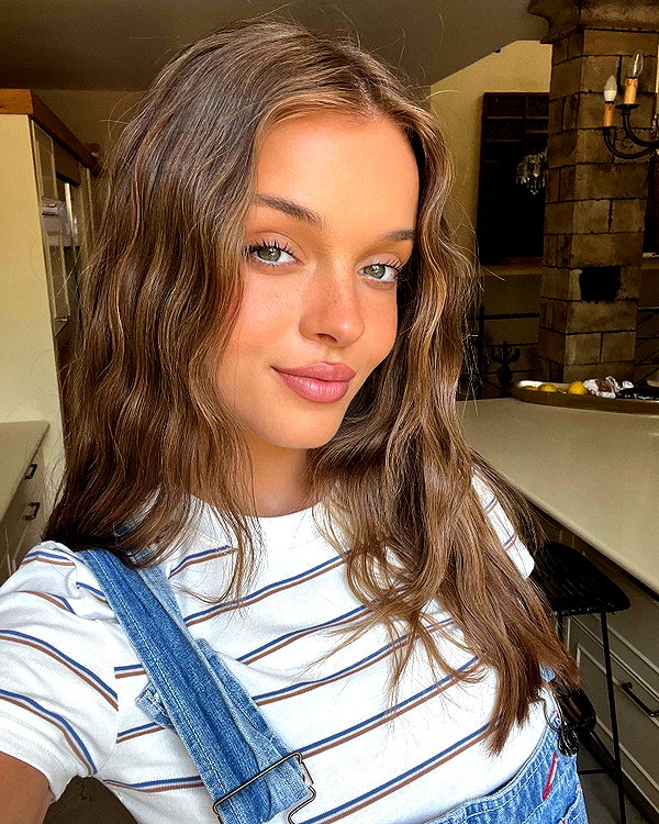 annazak12 instagram image archive image
