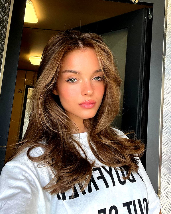 annazak12 instagram image archive image