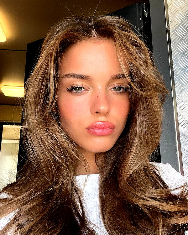 annazak12 instagram image archive image