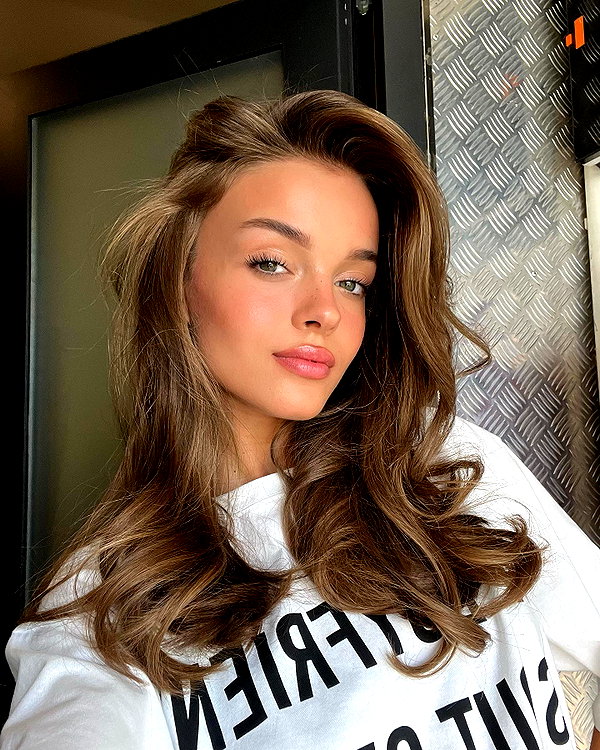 annazak12 instagram image archive image
