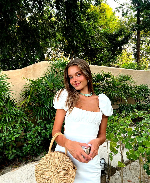 annazak12 instagram image archive image