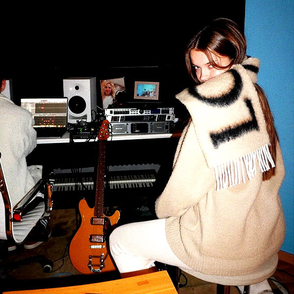 annazak12 instagram image archive image