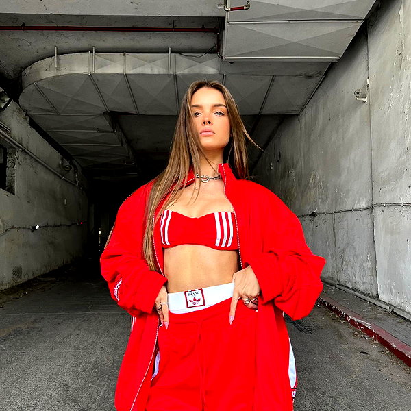 annazak12 instagram image archive image