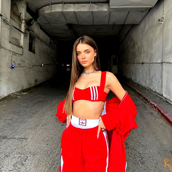 annazak12 instagram image archive image