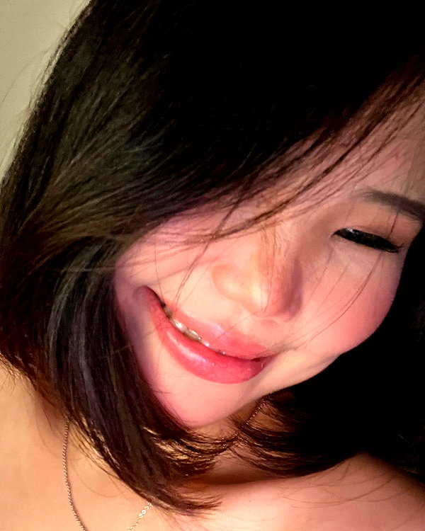 anni.yoo instagram image archive image