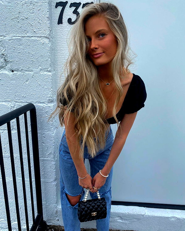 annika.petersonn instagram image archive image