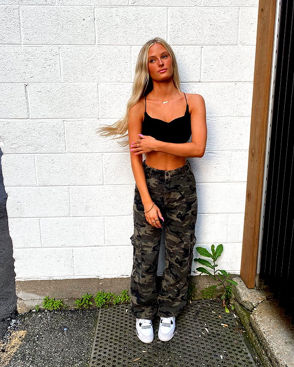 annika.petersonn instagram image archive image