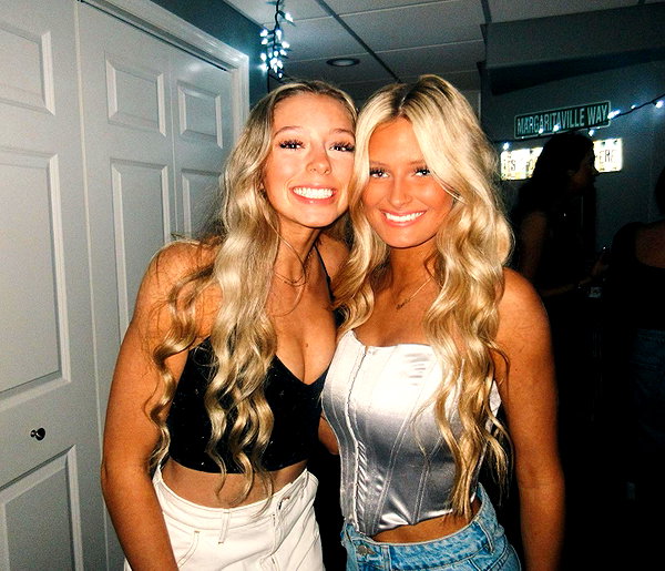 annika.petersonn instagram image archive image