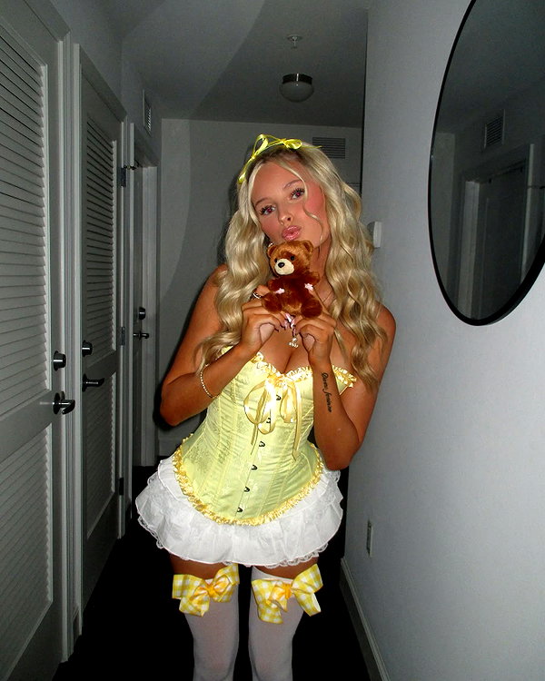 annika.petersonn instagram image archive image