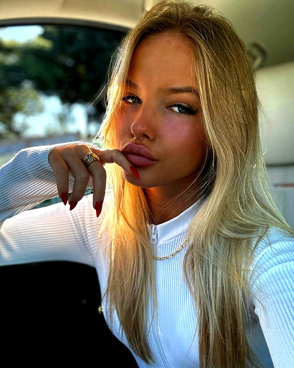 anya_shtril instagram image archive image