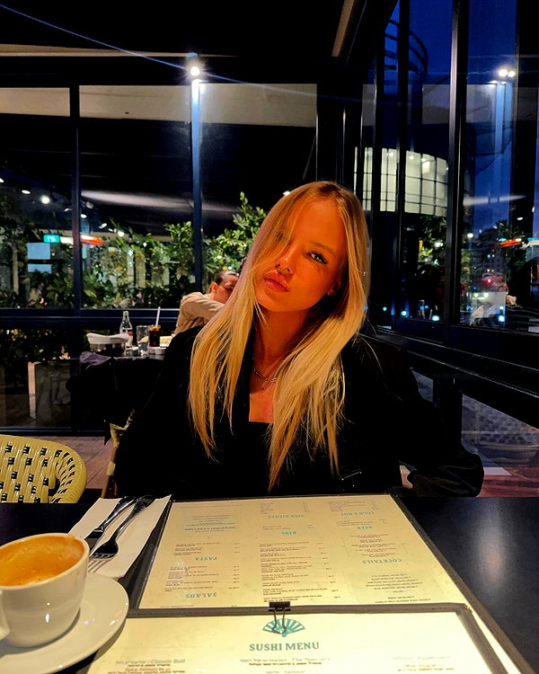 anya_shtril instagram image archive image