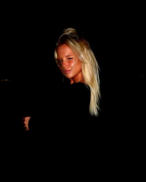anya_shtril instagram image archive image
