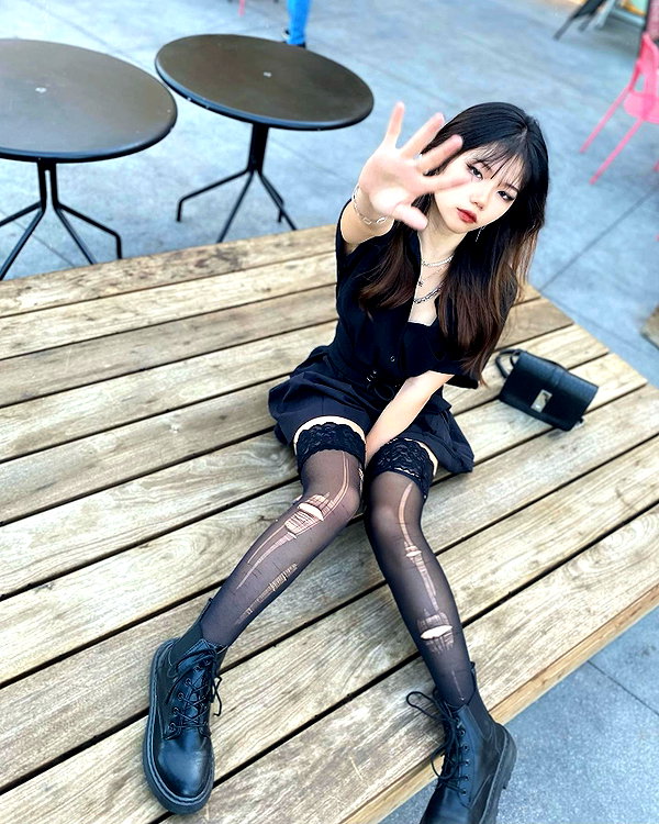 aryminh instagram image archive image