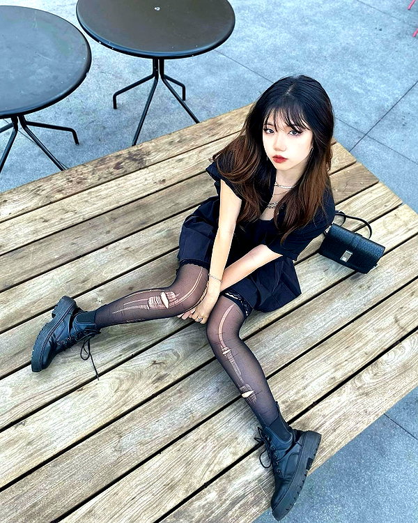 aryminh instagram image archive image