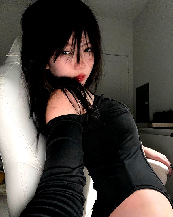 aryminh instagram image archive image