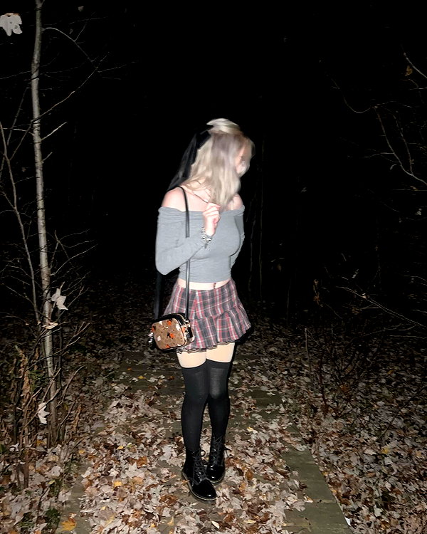 ashley.scarr instagram image archive image