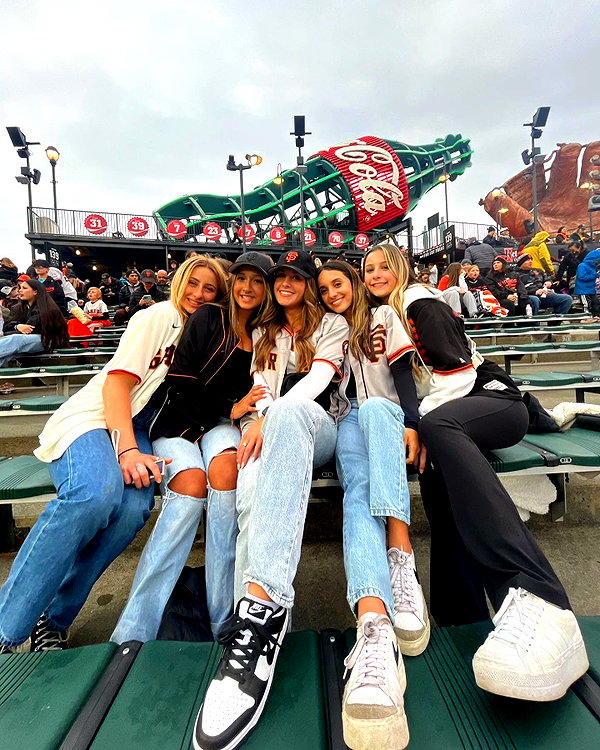 ashleyyhaddad instagram image archive image