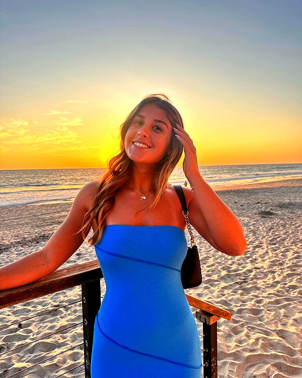 ashleyyhaddad instagram image archive image