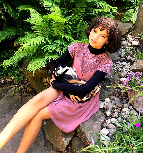 avasophiabrown instagram image archive image