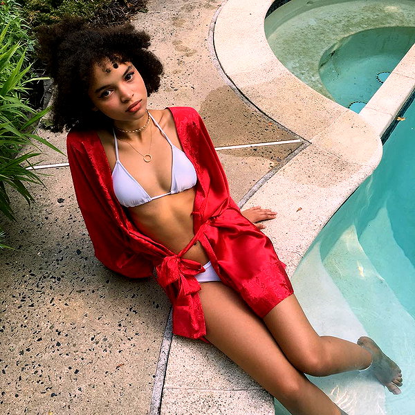 avasophiabrown instagram image archive image
