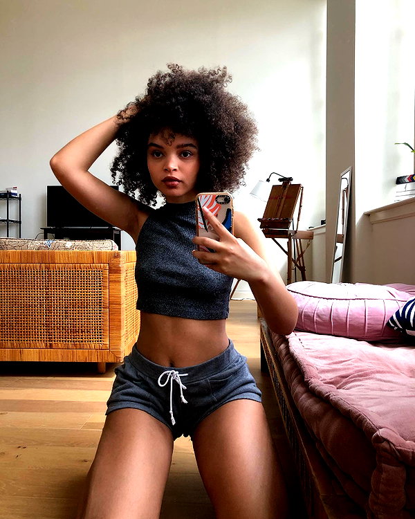 avasophiabrown instagram image archive image