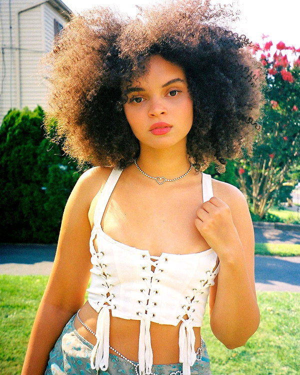 avasophiabrown instagram image archive image