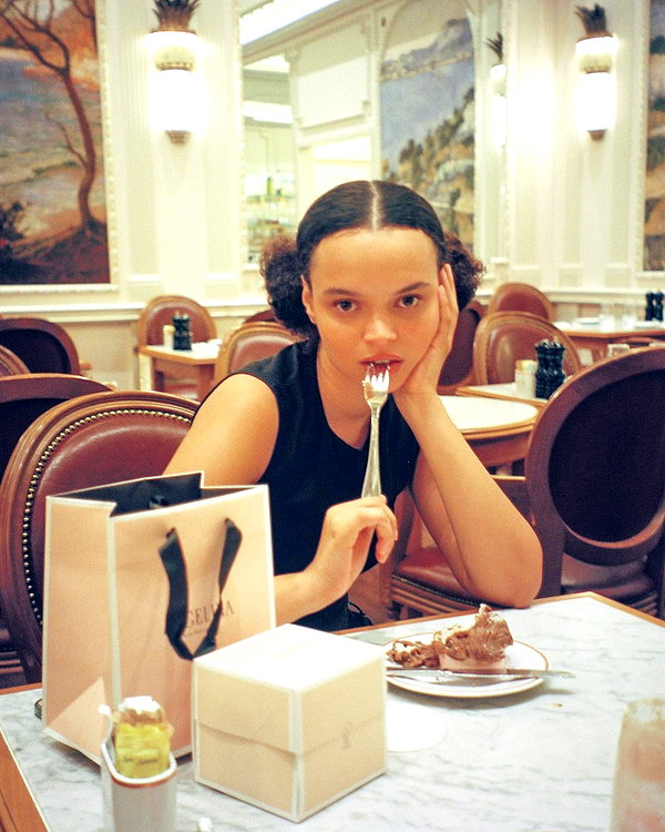 avasophiabrown avasophiabrown archive image