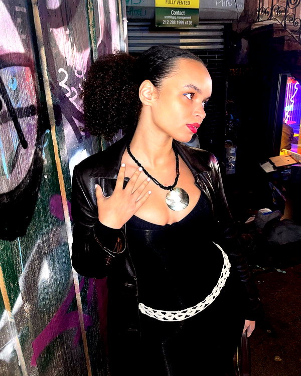 avasophiabrown instagram image archive image