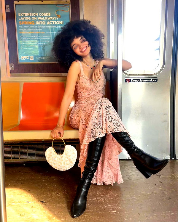 avasophiabrown instagram image archive image