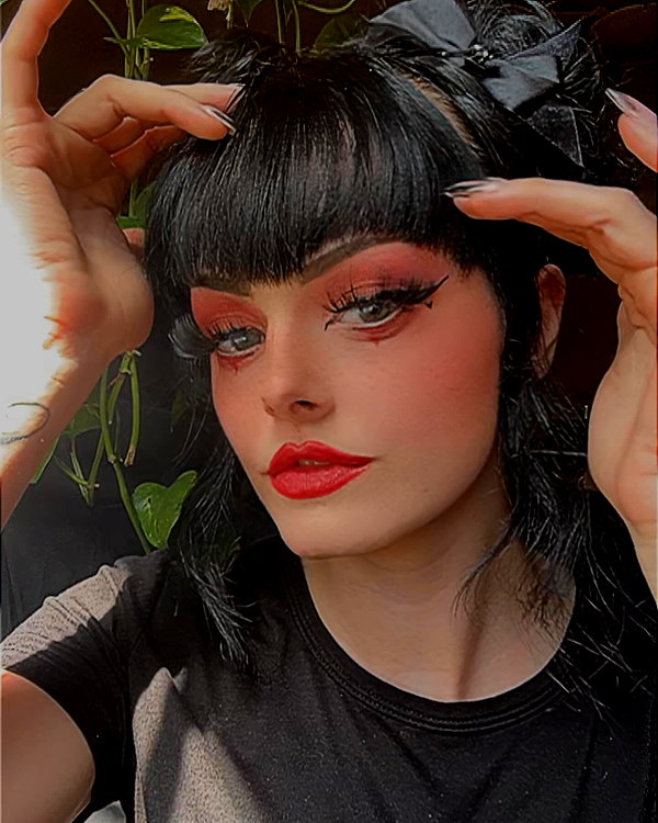 awnii_thezombiie instagram image archive image