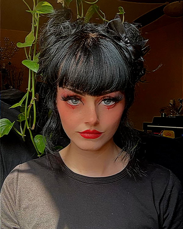 awnii_thezombiie instagram image archive image