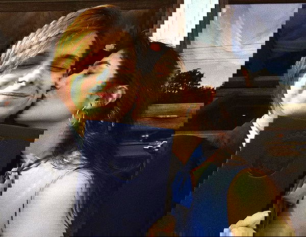 ayguldavlletova image ~ Altpins