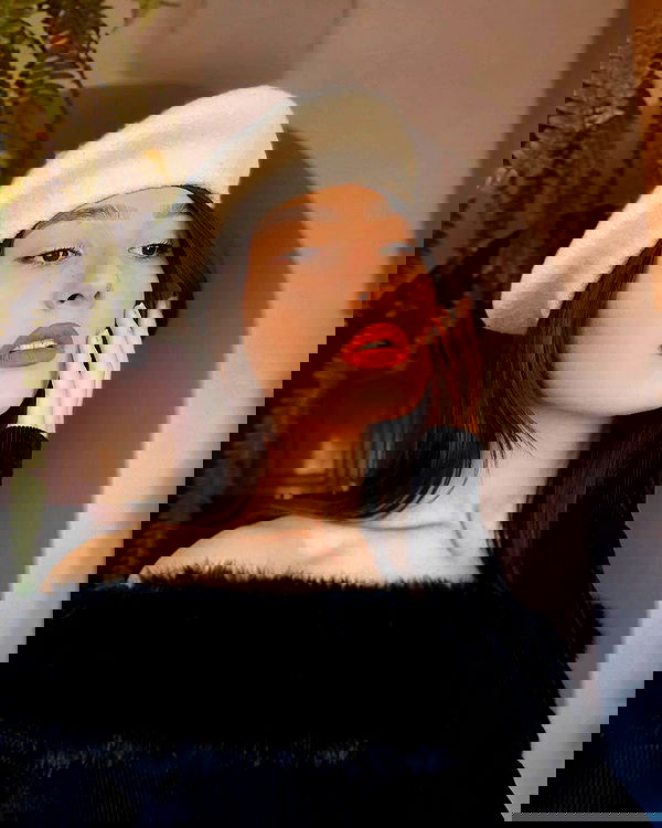 ayguldavlletova image ~ Altpins