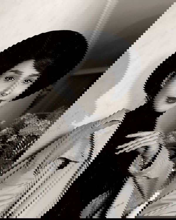 ayguldavlletova image ~ Altpins