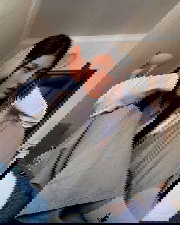 ayguldavlletova image ~ Altpins