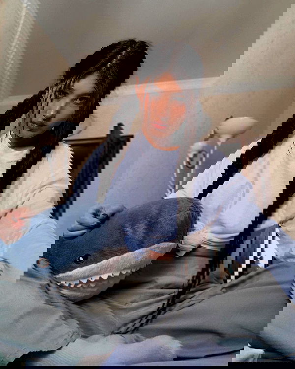 ayguldavlletova image ~ Altpins