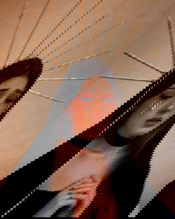 ayguldavlletova image ~ Altpins