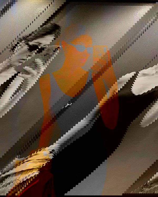 ayguldavlletova image ~ Altpins