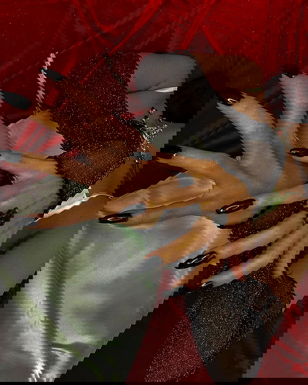 ayguldavlletova image ~ Altpins