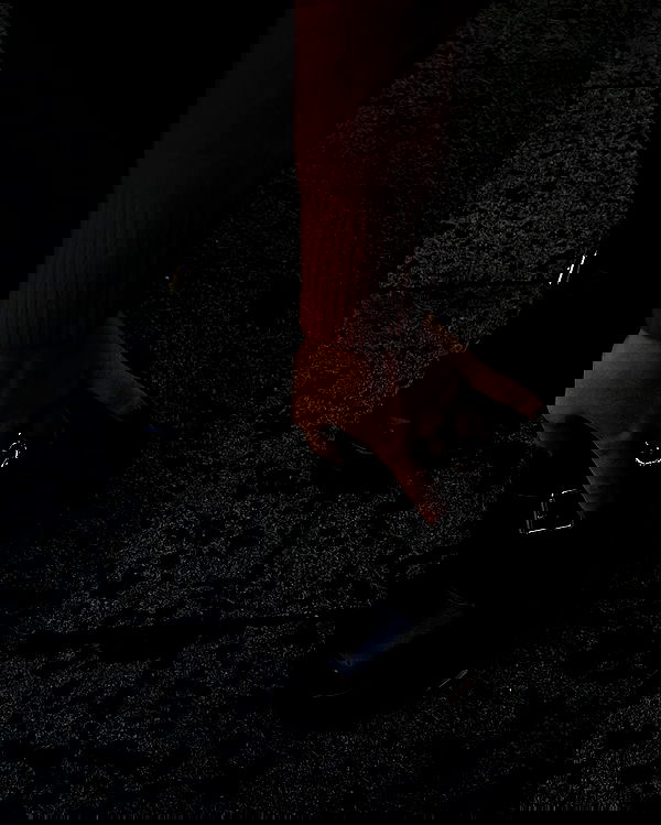 ayguldavlletova image ~ Altpins