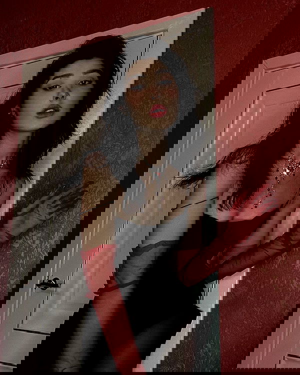 ayguldavlletova image ~ Altpins