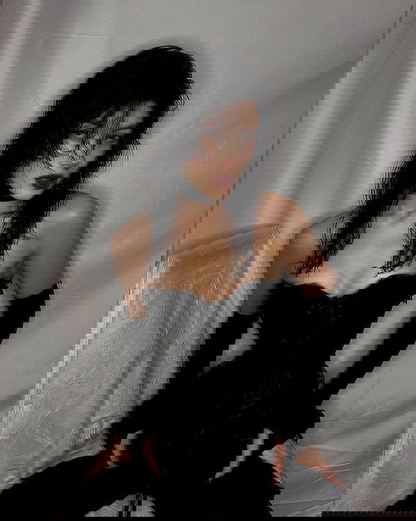 ayguldavlletova image ~ Altpins