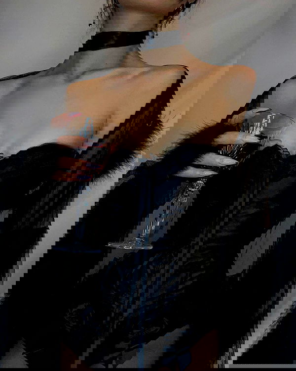 ayguldavlletova image ~ Altpins