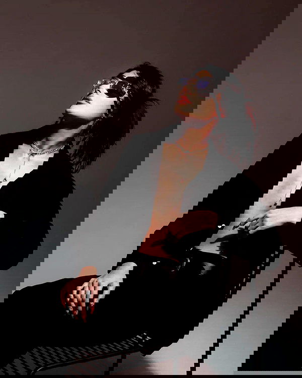 ayguldavlletova image ~ Altpins