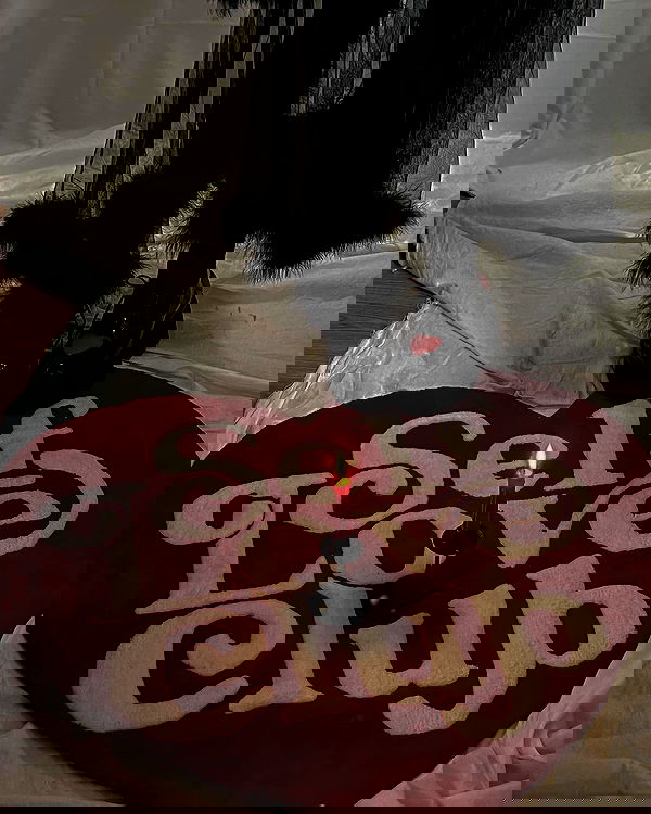 ayguldavlletova image ~ Altpins