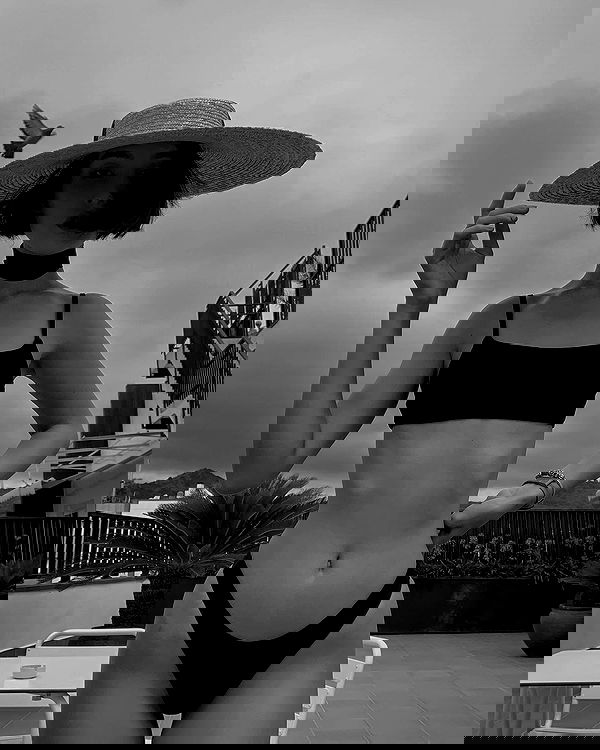 ayguldavlletova image ~ Altpins