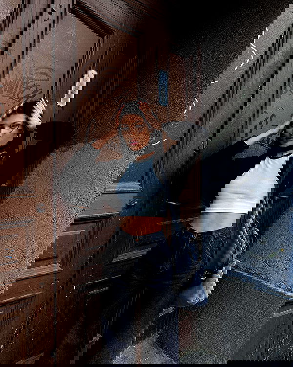 ayguldavlletova image ~ Altpins