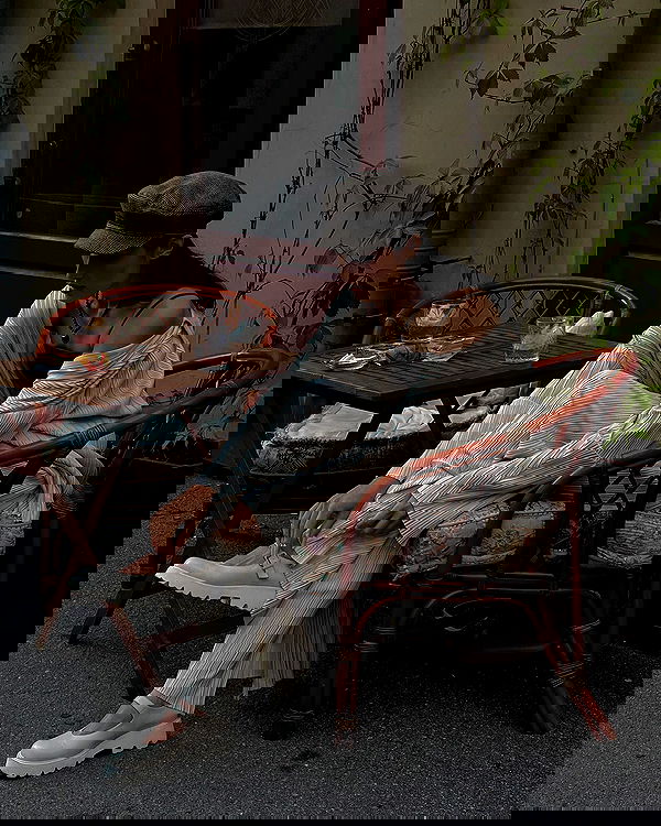 ayguldavlletova image ~ Altpins