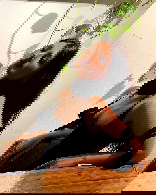 ayguldavlletova image ~ Altpins